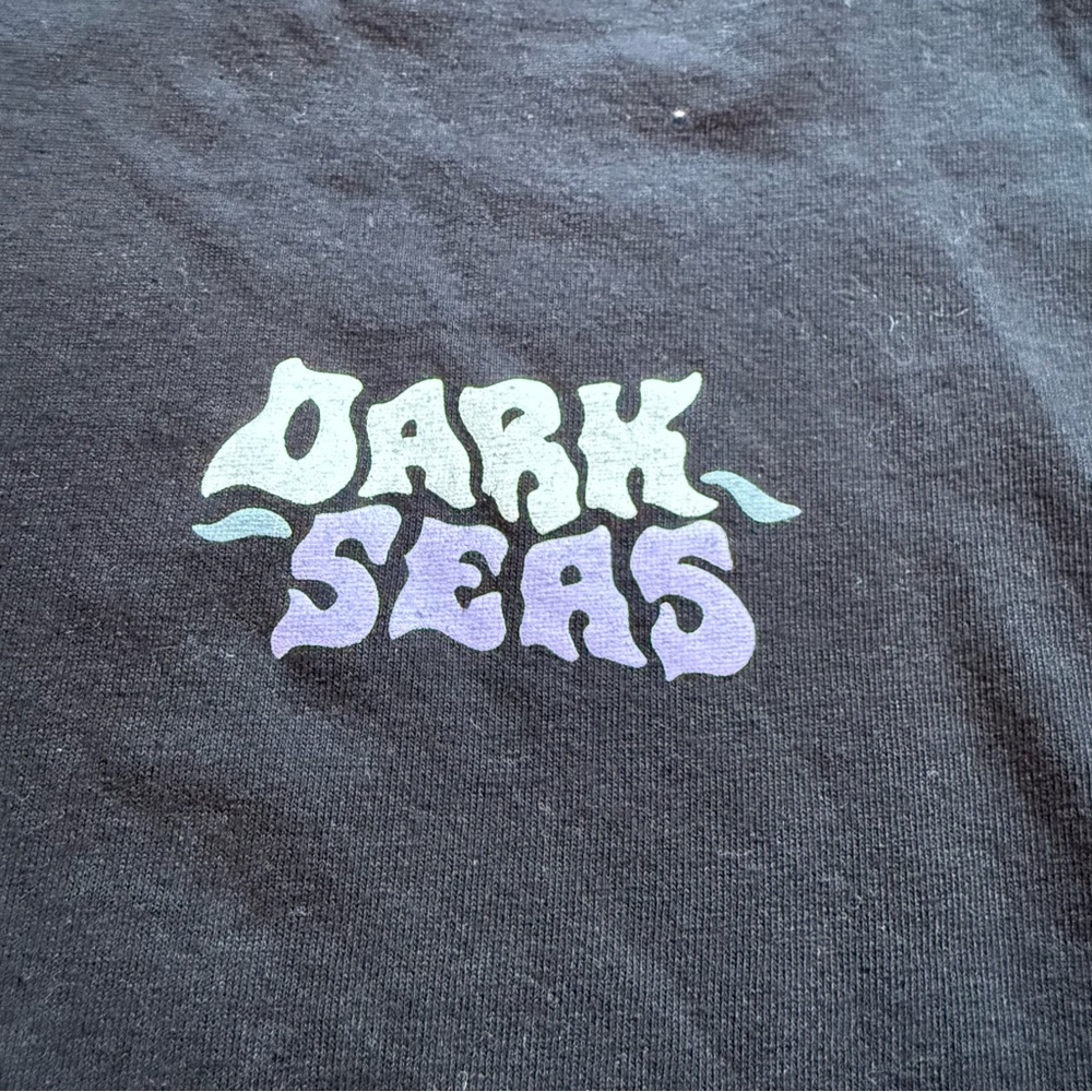 Black Short Sleeve Crew Neck Tee - Picture 2 of 5
